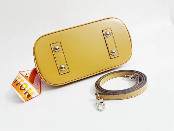 ルイヴィトンバッグ内部構造